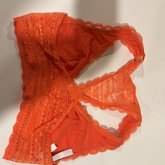 Victoria Secret Lot of 2 Bralette Size S - Picture 5 of 7